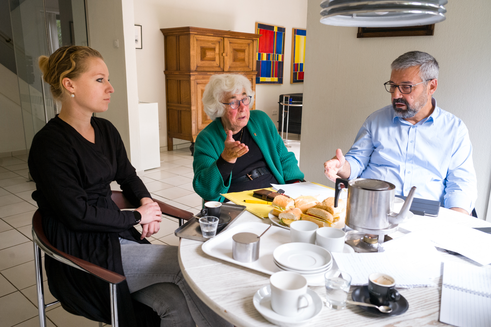 Daniëlle Leder, Hanneke Gelderblom-Lankhout en Muhsin Köktas. Foto: Boudewijn Bollman.